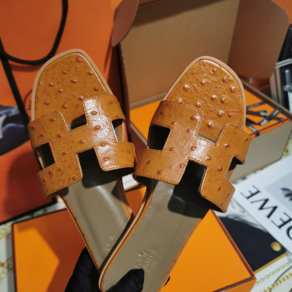 H**mes sandal