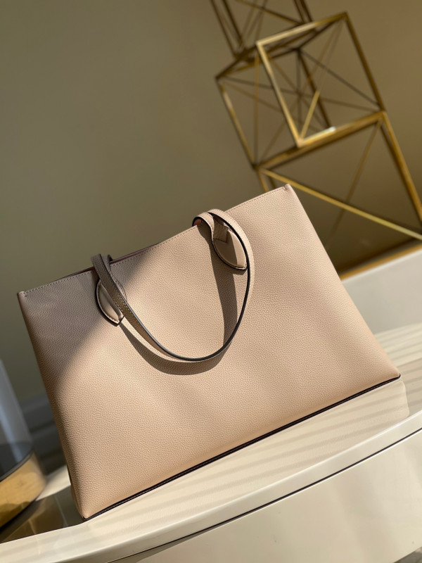l0*is V*t0n lockme shopper