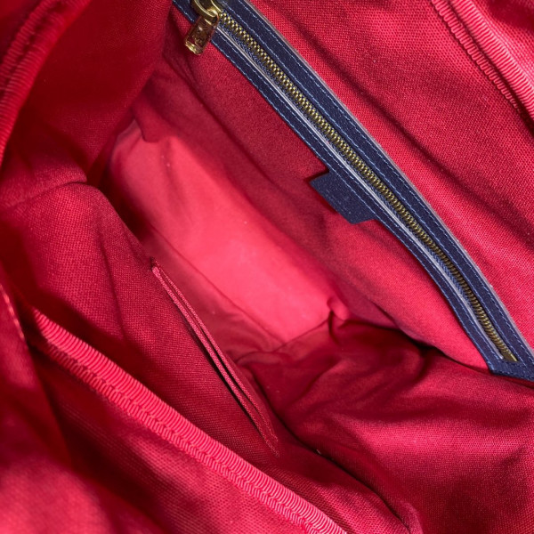 G*u*i backpack
