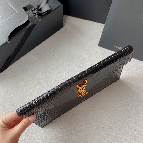 Y*L uptown pouch