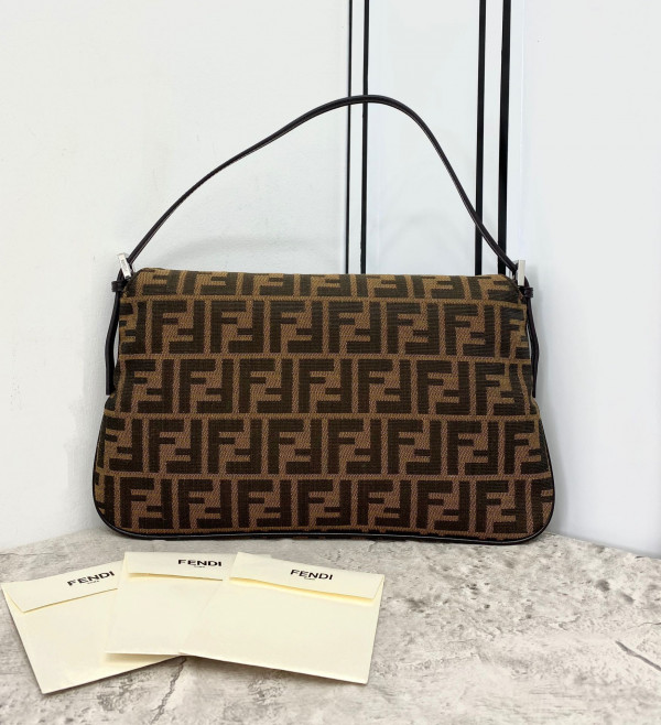 F**di vintage bag