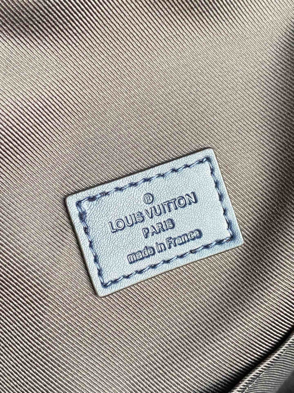 l0*is V*t0n sprinter backpack