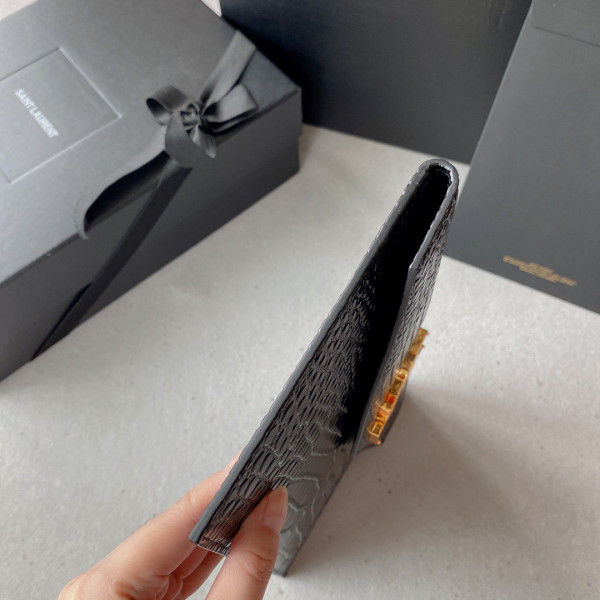 Y*L uptown pouch