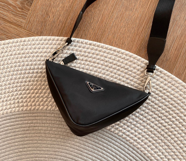 Pra*a triangle bag