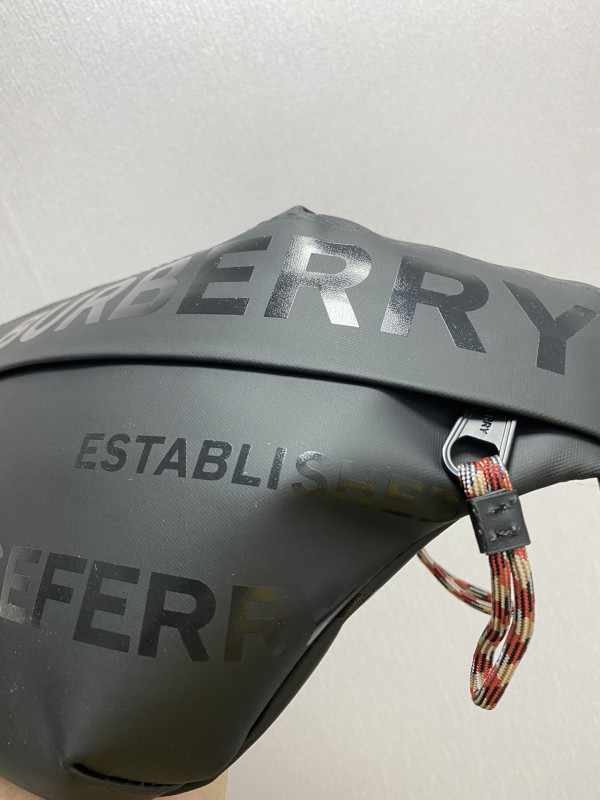 B**rry bum bag