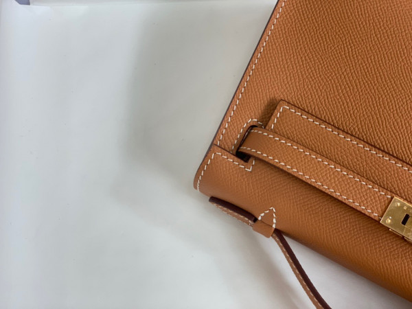 H**mes kelly pochette