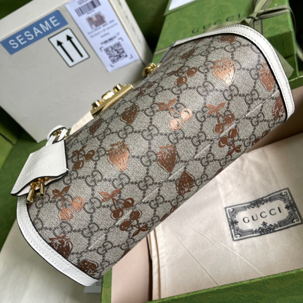 G*u*i padlock small berry tote bag