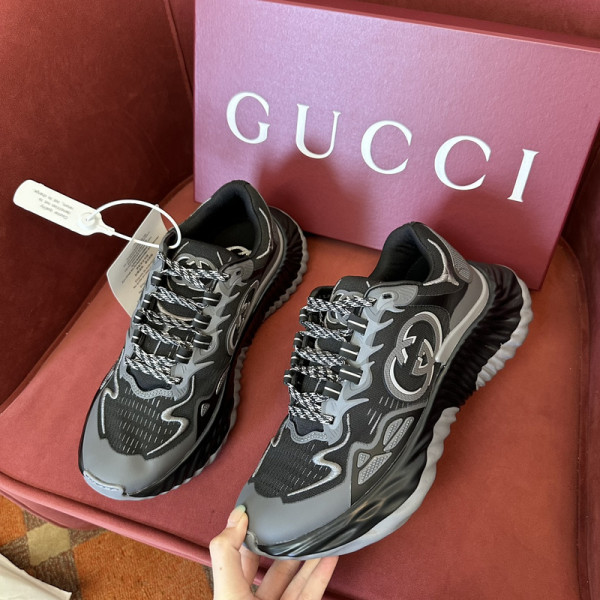 G*u*i men&women sneakers