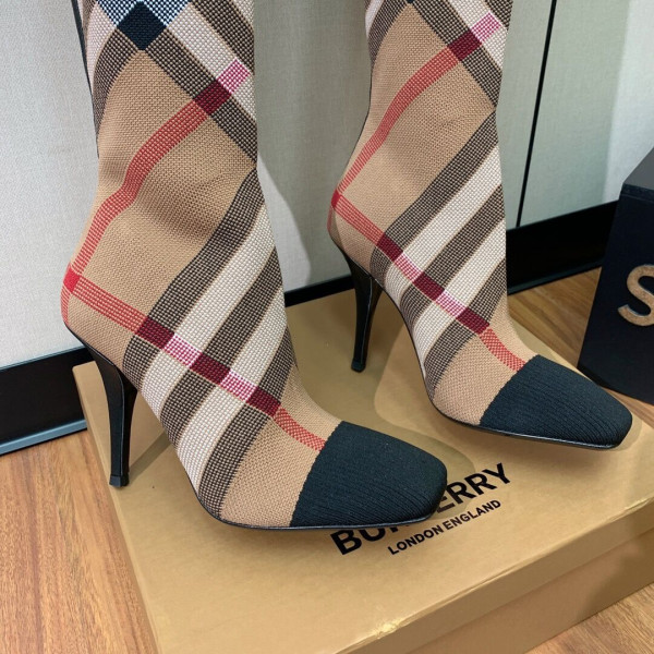 buberry HIGH BOOTS