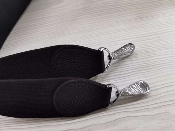 H**mes adjustable shoulder strap