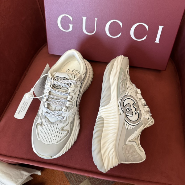 G*u*i men&women sneakers