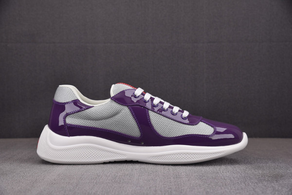 Pra*a sneaker