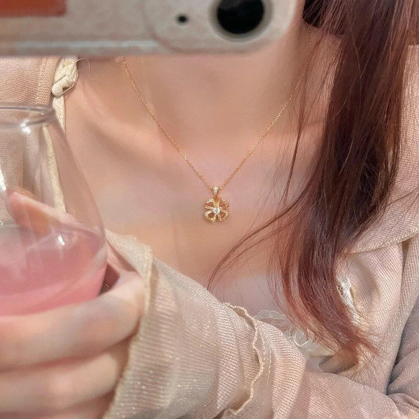 B*l*ai necklace
