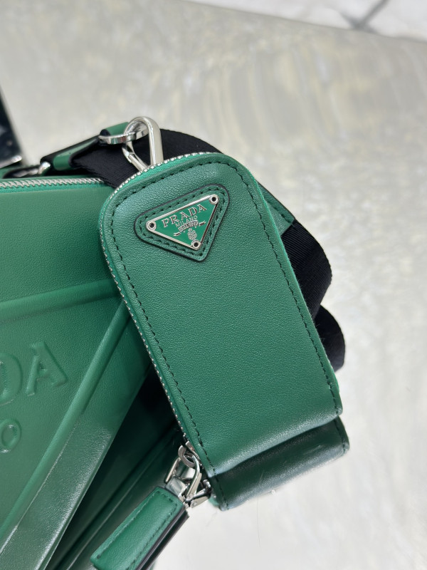 Pra*a triangle bag