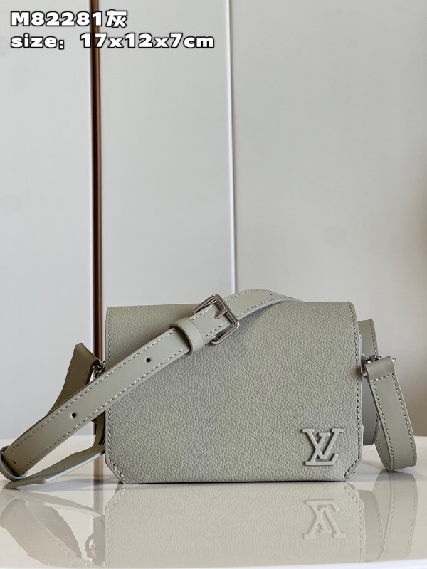 l0*is V*t0n fastline wearable wallet