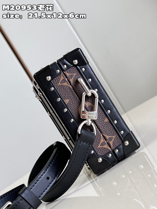 l0*is V*t0n neo wallet trunk