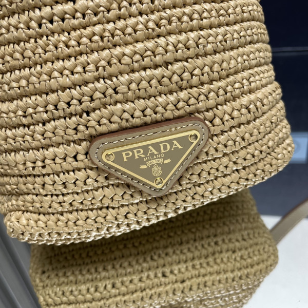 Pra*a tcrochet and leather bucket bag-20*17*12cm