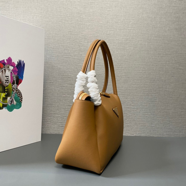 Pra*a leather handbag-28*18*11cm