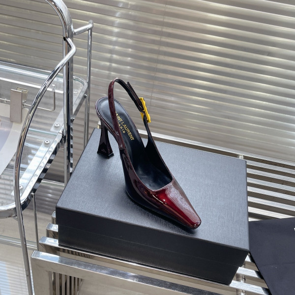 Sa**t Lau*nt heels