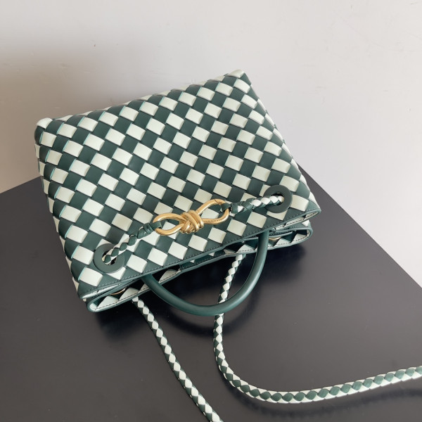 bo*te*ga Ve*ne*ta small andiamo-25*22*10.5cm