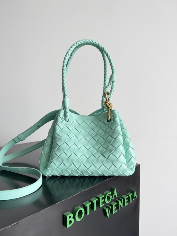 bo*te*ga Ve*ne*ta andiamo parachute small shoulder bag
