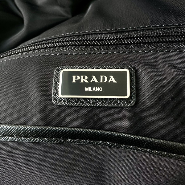 Pra*a backpack-29*40*17cm